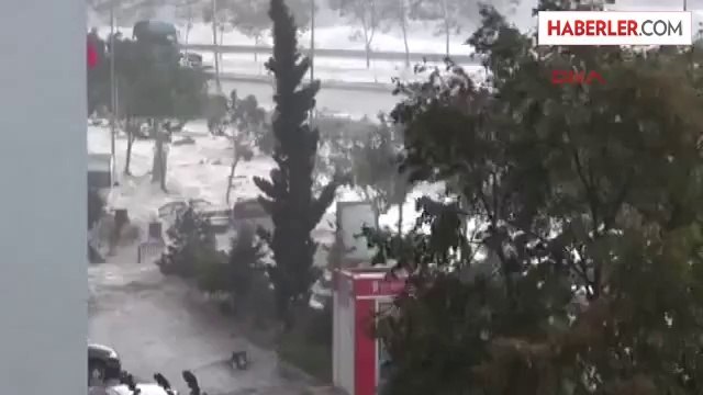 Giresun? da Fırtına ve Kabaran Dalgalar Etkili Oldu, Ek Dalgaların Geliş Anı Kamerada