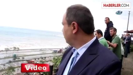 Karadeniz'de Fırtına ve Sel Etkili Oldu