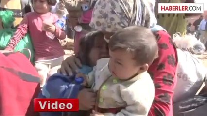 10 Yaşındaki Çocuk Kardeşini 10 Kilometre Kucağında Taşıdı