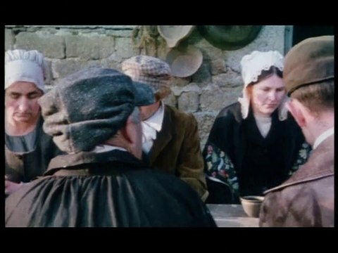 Moi, Pierre Rivière, ayant égorgé ma mère, ma sœur et mon...