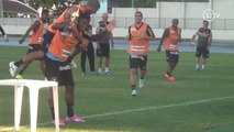 Jogador do Botafogo ganha disputa inusitada em treino