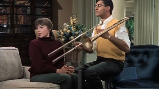 Bande-annonce : Le Tombeur De Ces Dames - VO