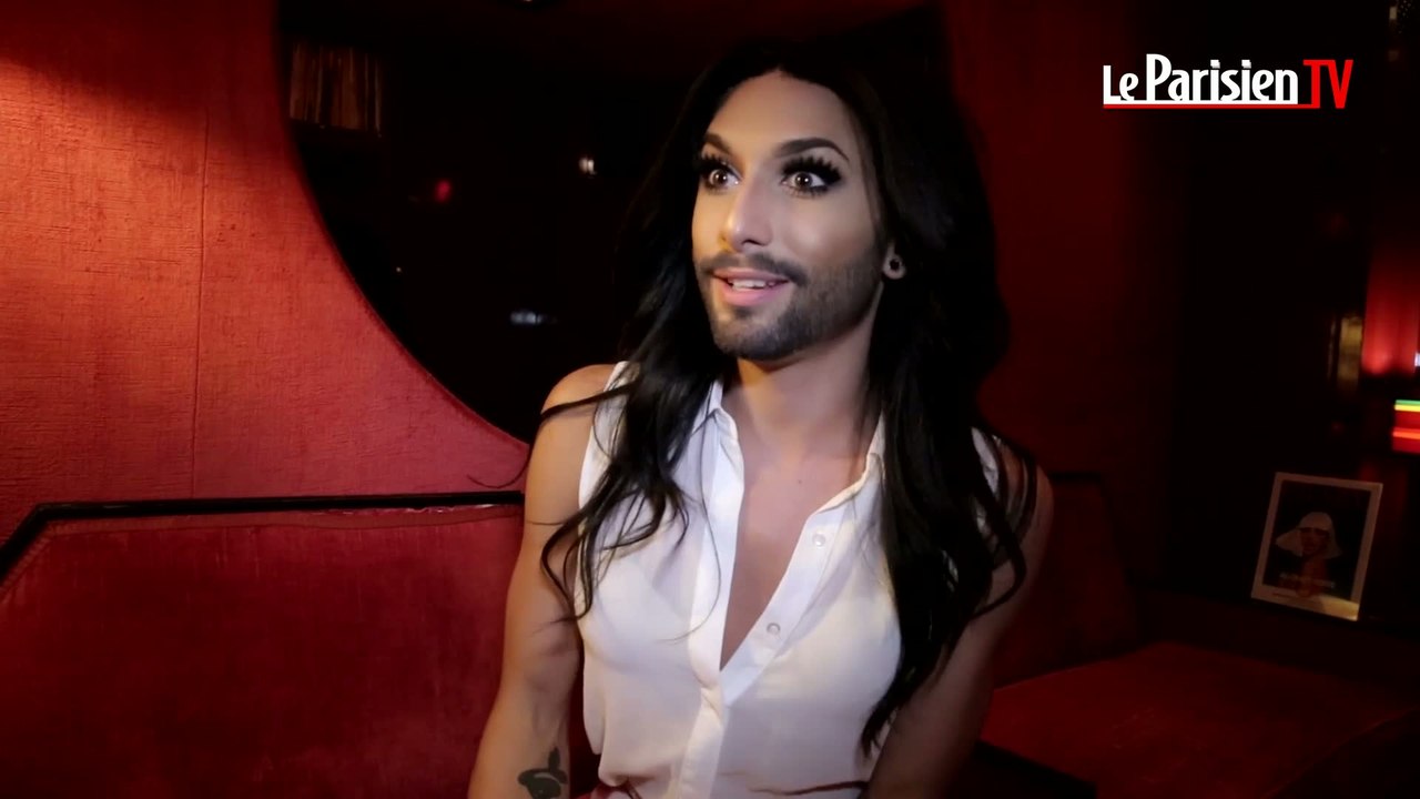 Le travesti barbu Conchita Wurst s'invite au Crazy Horse