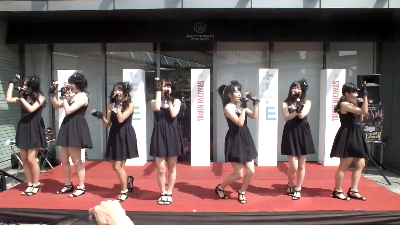 JK21 live @ Kobe sannomiya station partie 4