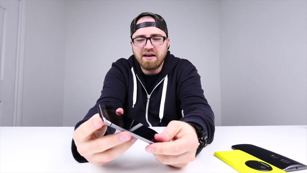 iPhone 6 Bend Test + HTC One M8, Moto X, Others