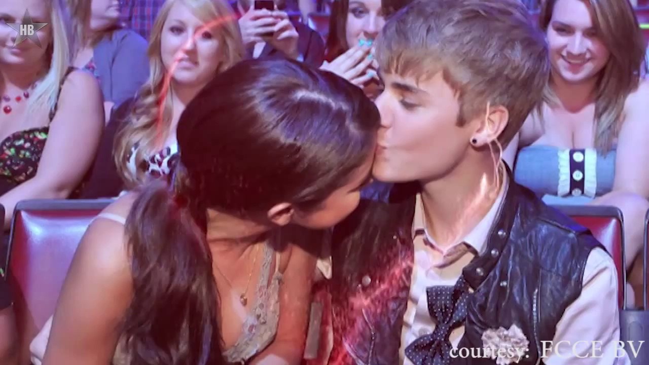 Justin Bieber & Selena Gomez Post Videos Of Good Times At Drake's Concert