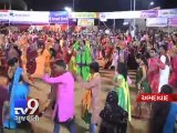 Cops on guard at venues to ensure a safe garba revelry, Ahmedabad - Tv9 Gujarati