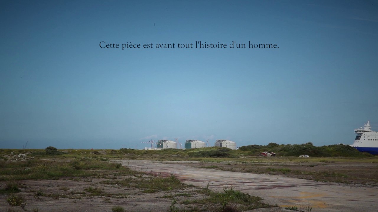Cette pièce est avant tout l'histoire d'un homme / LES PARTICULES ÉLÉMENTAIRES / Michel Houellebecq - Julien Gosselin / Odéon-Berthier
