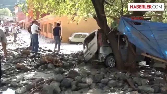 Pansiyonlarda Kalanlar Tahliye Ediliyor