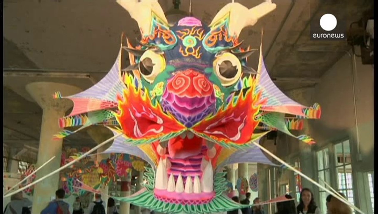 L'artiste dissident chinois Ai Weiwei "libre" d...