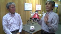 Japan showcases cheerleading robots