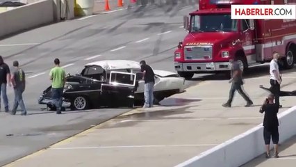 Taklalar Atan Otomobilden Yürüyerek Çıktı!