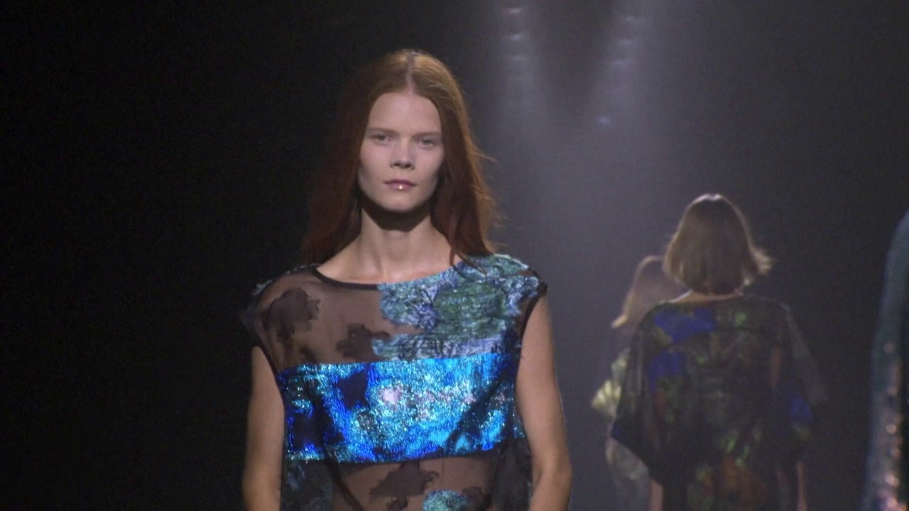 Le Défilé Dries van Noten printemps-été 2015 en vidéo