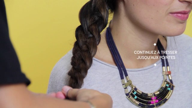 Tuto beauté: Se faire une tresse à quatre branches