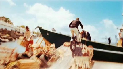 Quantum of Solace - Teaser (VO)