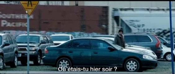 Loin de la terre brûlée - Bande-annonce (VOSTF)