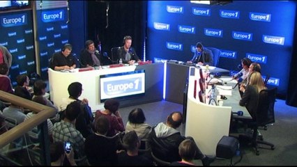 Cyril Hanouna [PDLP] - "Y a-t-il un flic qui s'appelle Bernard ?"