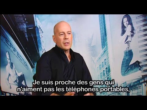 Clones - Interview Bruce Willis