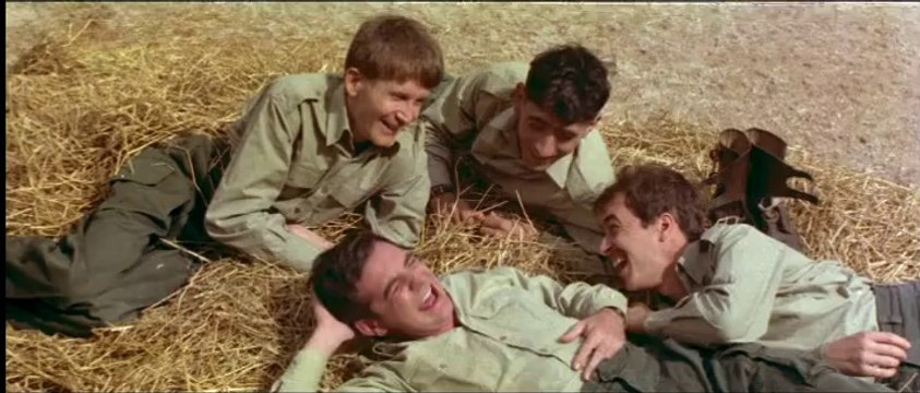 Les Bidasses s'en vont en guerre - Bande-annonce