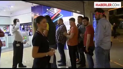 Iphone 6 ve Iphone 6 Plus İstanbul'da Satışa Sunuldu