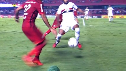 Horrendous tackle earns a straight red