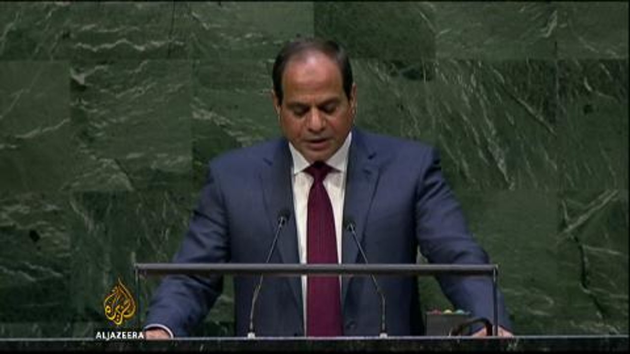 Obama asks Egypt to release Al Jazeera staff