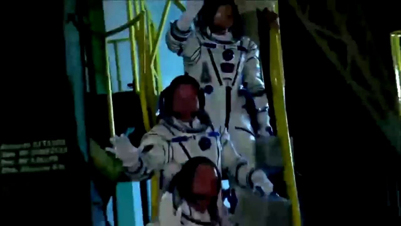 [ISS] Expedition 41 Crew Ride to Launch Pad 1 & Board Rocket