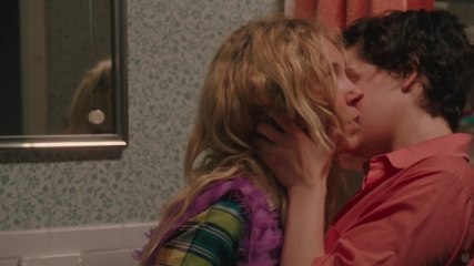 Jack And Diane (Juno Temple, Riley Keough) Movie Clip # 1