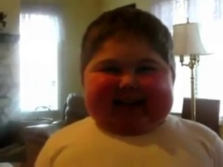 sevimli şişman çocuk