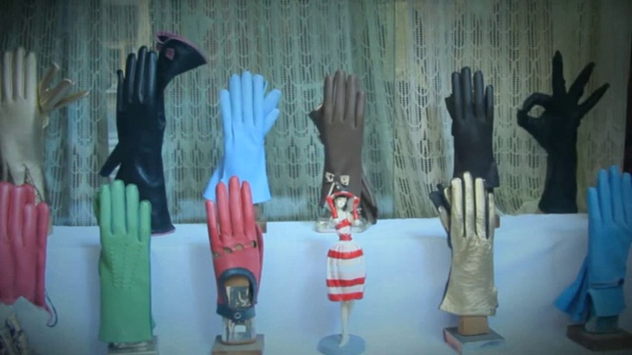 TV3 - 33 recomana - GUANT, Festival Internacional de Teatre de Titelles de Valls. Teatre Principal