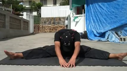 Grow Taller Through Stretching Exercises - Leg Stretch1