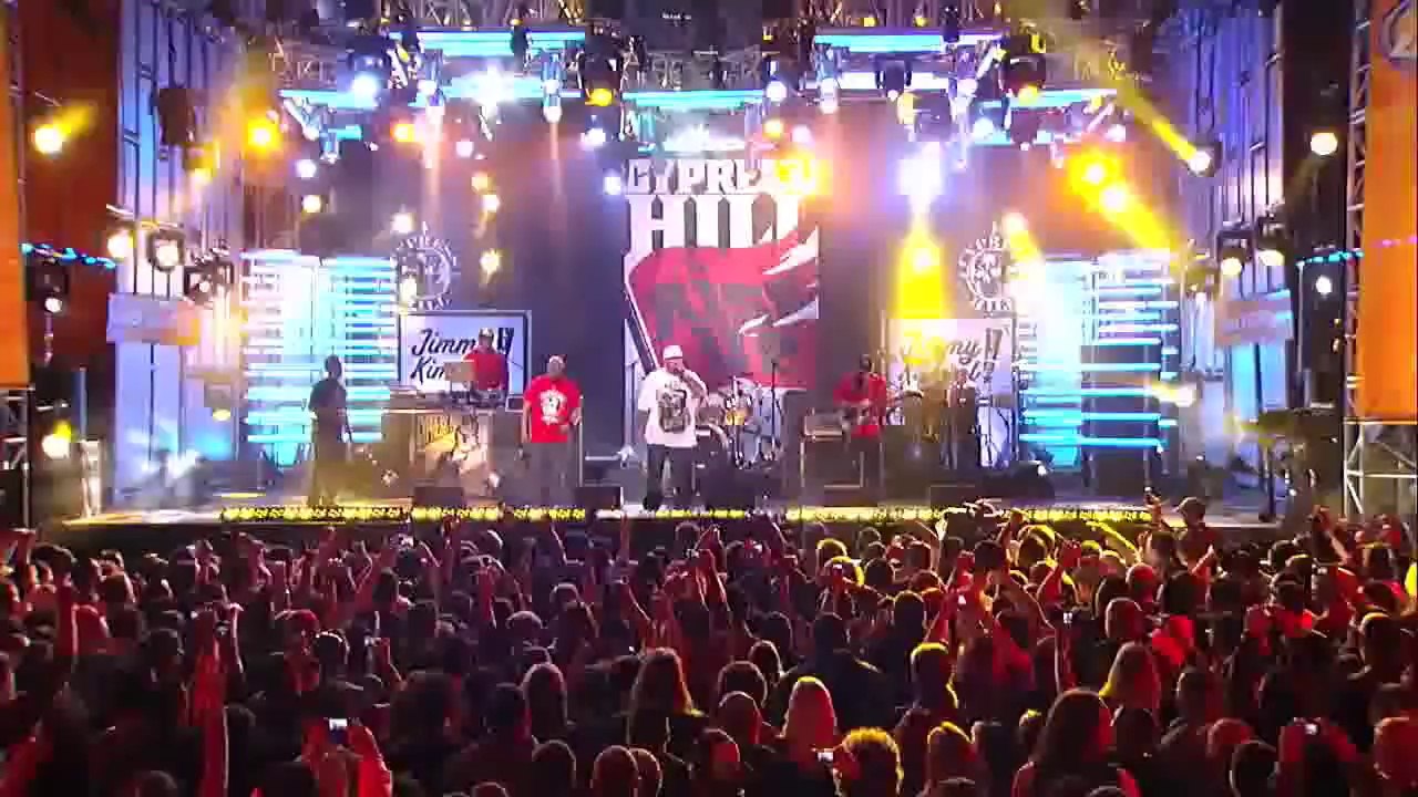 Cypress Hill & Tom Morello "Insane In the Brain" Live @ ABC "Jimmy Kimmel Live!", Bud Light Outdoor Stage, Los Angeles, CA, 04-19-2010 Pt.2