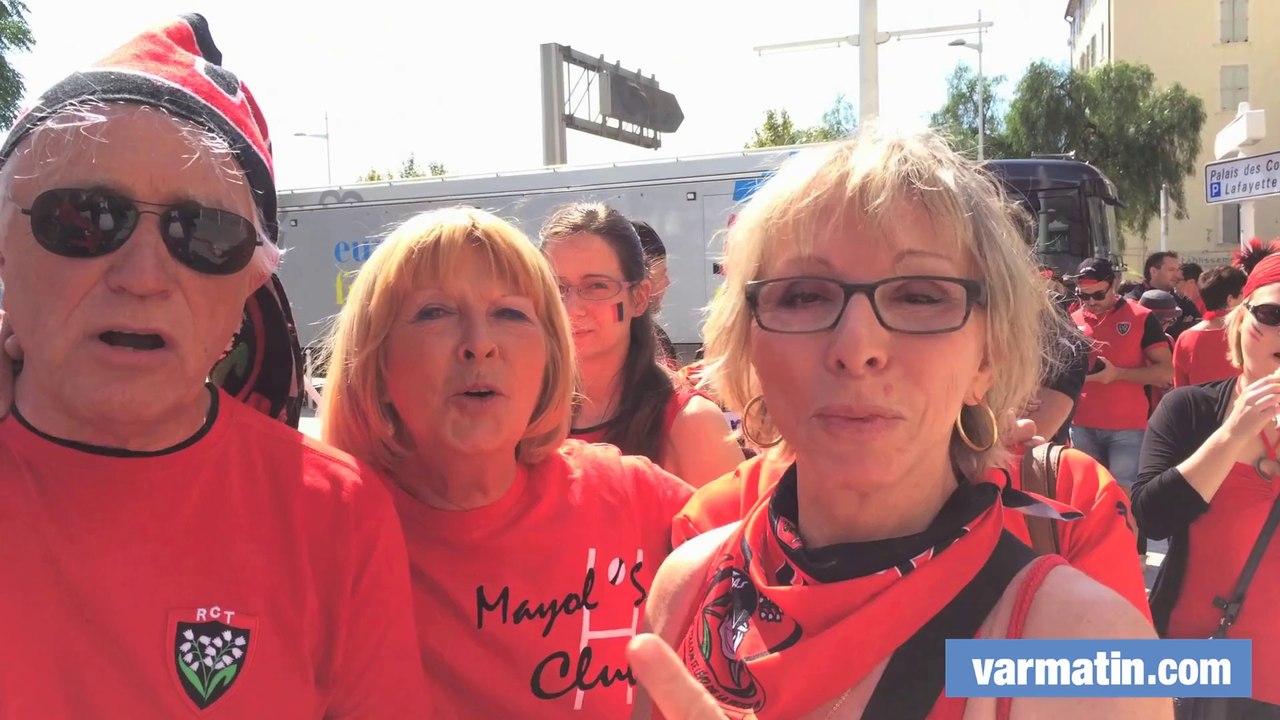 400 supporters du RCT dans une pub avec Wilkinson