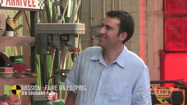 EM111 Mission : faire un looping en courant !