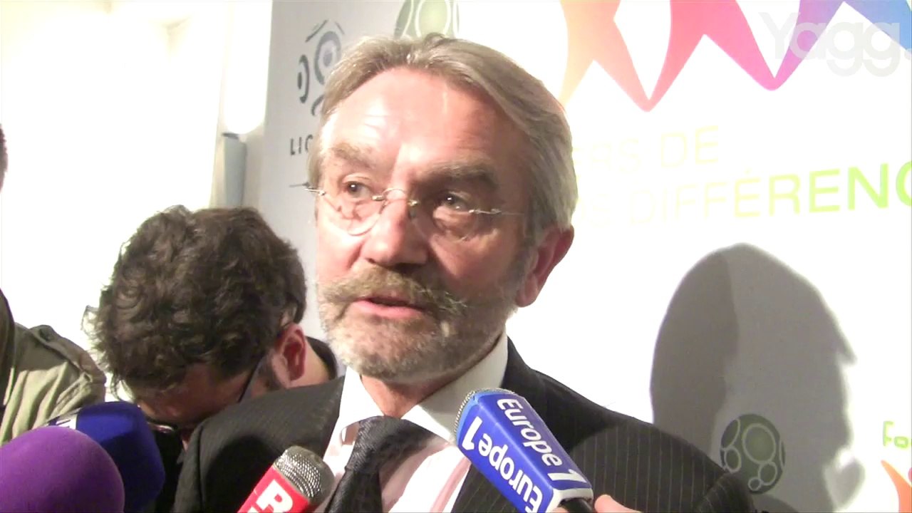 Football: Des lacets arc-en-ciel contre les discriminations