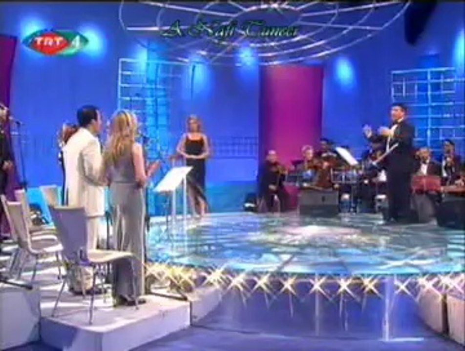 TRT TSM KORO-Gül Olsam Ya Sünbül Olsam Beni Koklar Mısın