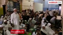Kabe-i Muazzama'da Mazlum Müslümanlara Cuma Hutbesinde Dua