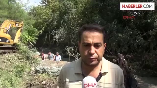 Erzin'de Selin Açtığı Yaralar Sarılmaya Çalışılıyor