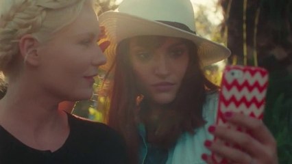 Kirsten Dunst vs fans dingue de Selfie