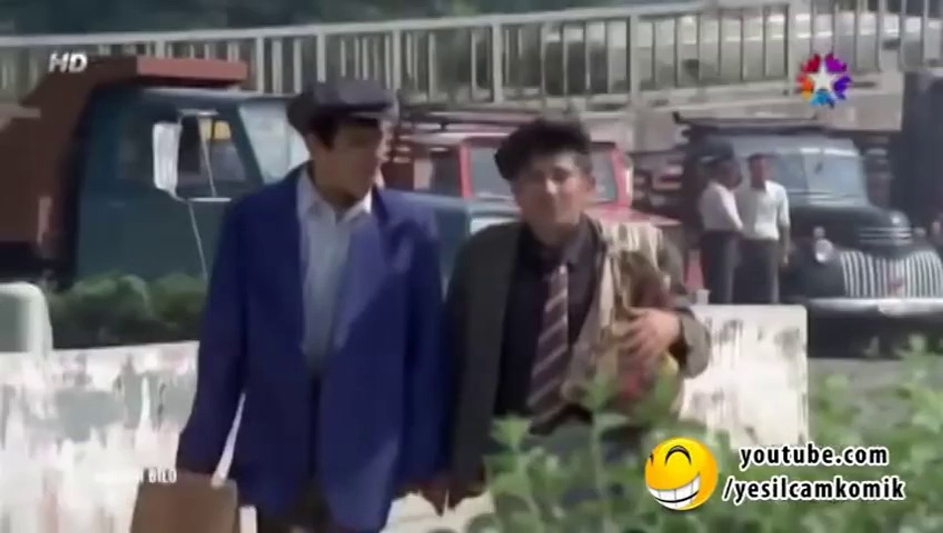Banker Bilo Filmi En Komik En Dusunduren Sahnelerinden Video Dailymotion