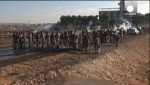 Los kurdos se enfrentan al ejército turco