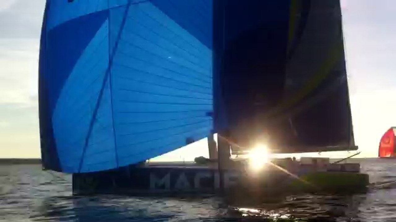Départ des #imoca de #lorient en préparation de la #routedurhum