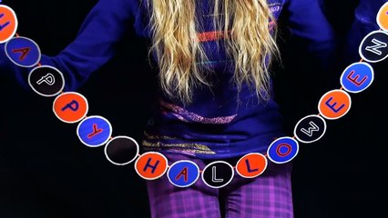 DIY HALLOWEEN Garland (FREE Printable Template!)