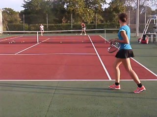 Estelle  répète ses gammes