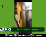 Tuctv - Angry passengers Offload Sanetor Rehman Malik from PIA Flight