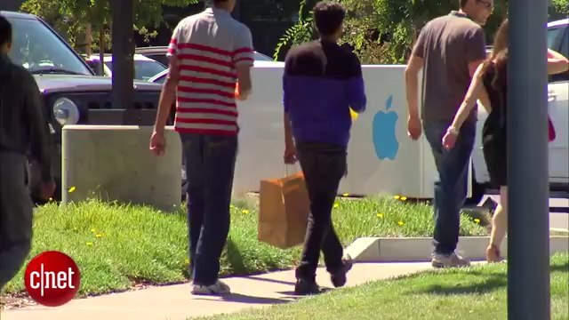 CNET News - Apple expected to wow with iPhone 6, wearable device