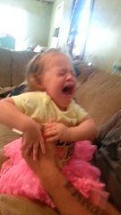 Babasını Sakalsız Gören Bebeğin Tepkisi