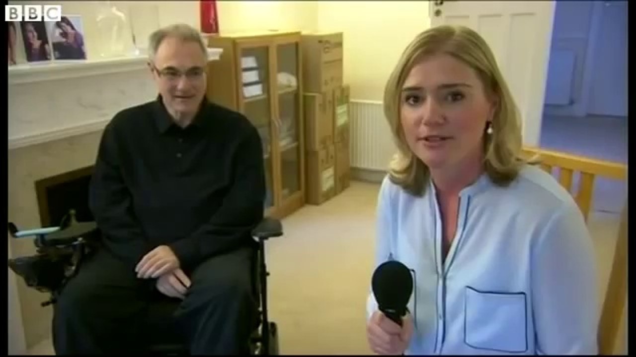 Un homme tétraplégique se lève pour danser avec sa fille lors de son mariage
