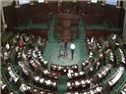 المجلس التأسيسي التونسي يعلق أعماله قبيل الانتخابات