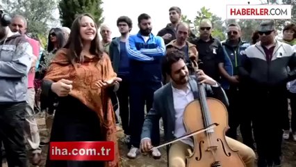 Kenan İmirzalıoğlu, Tuncel Kurtiz'i Unutmadı